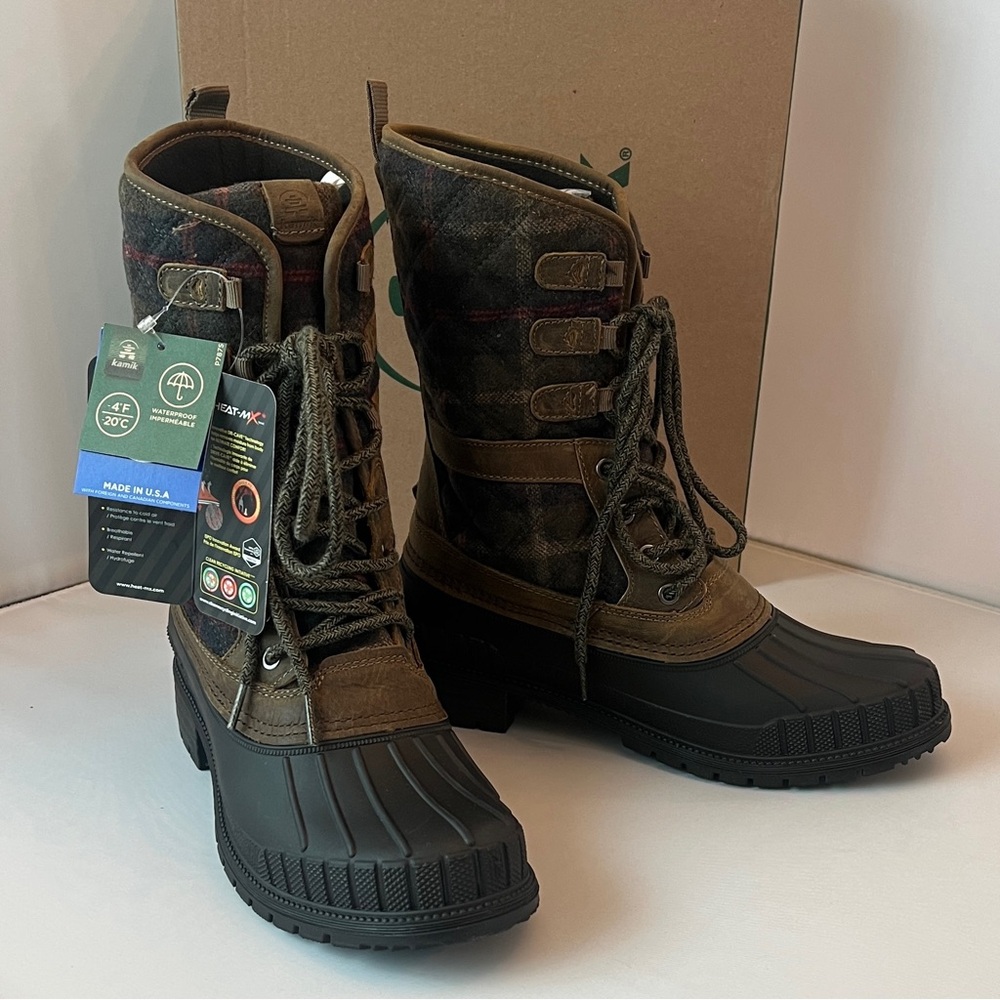 Kamik Sienna 3 Olive and Black Waterproof Lace-Up Boots